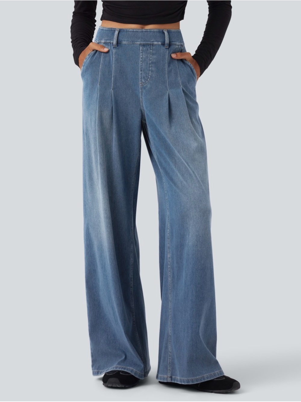 HALARA Wide-Leg Flare Jeans in Light Wash Blue